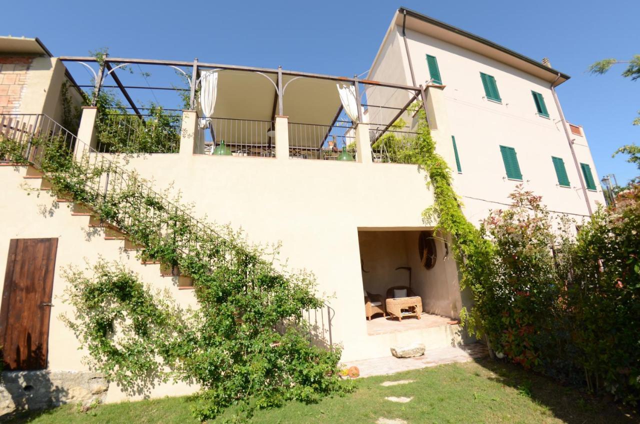 Villa Al Colle Di Lari Exterior foto